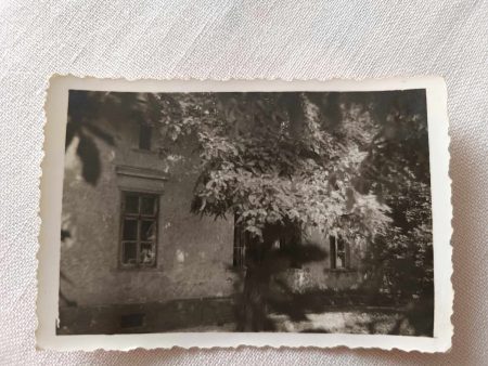 . Dom rodzinny Zaparuchów w Podbielsku; z archiwum prywatnego Barbary Ciejek.