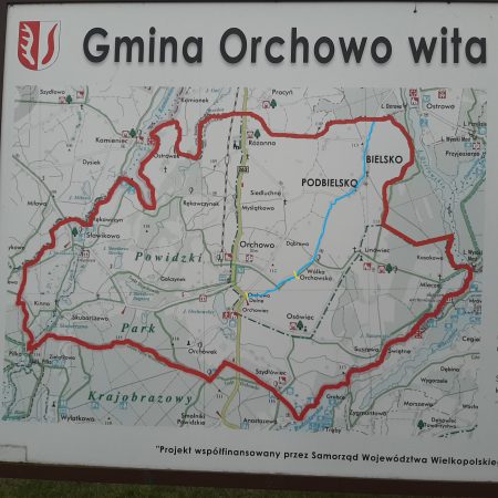 Mapka z zaznaczoną na niebiesko linią drogi, którą budowali Żydzi; źródło: Paweł Dragan.