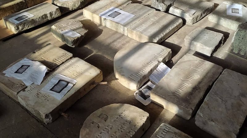 Do "Projekty społeczne i edukacyjne » Projekt odnowienia cmentarza żydowskiego w Trzemesznie"